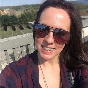 Meet your Posher, Amanda